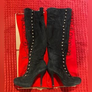 Christian Louboutin 41 GUC suede over knee boots gold buttons pirate